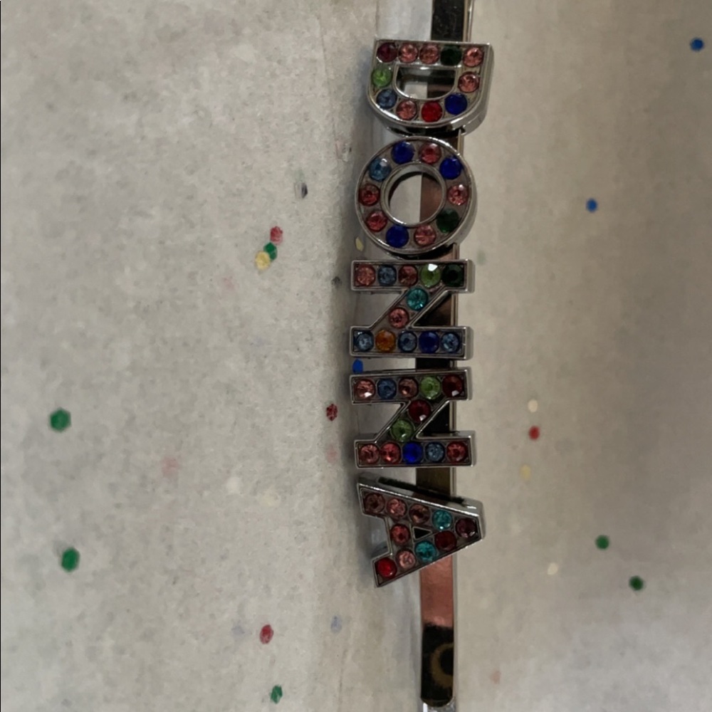 Hair Name Clips - Picture 3 of 3